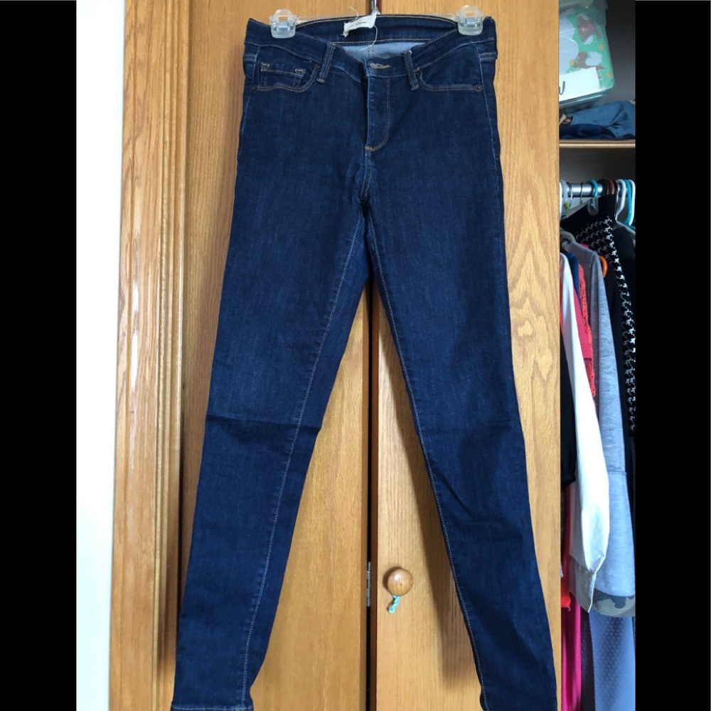 Women’s Gap jeans. Size 27R